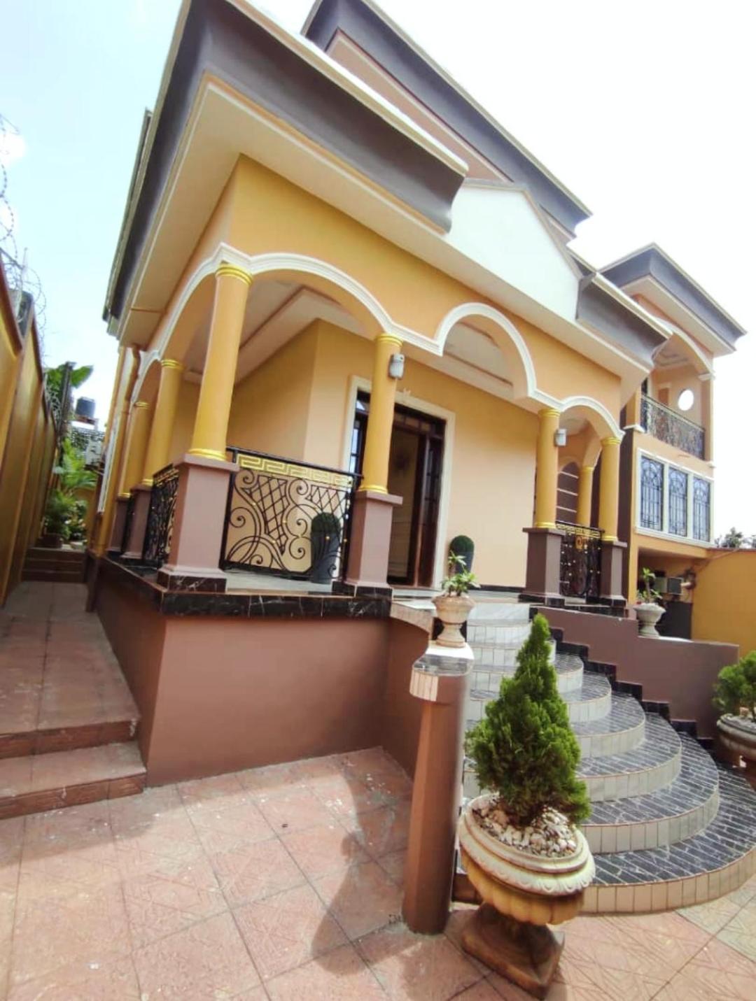 Résidence Chérel à Odza Minkan Yaoundé Exterior foto
